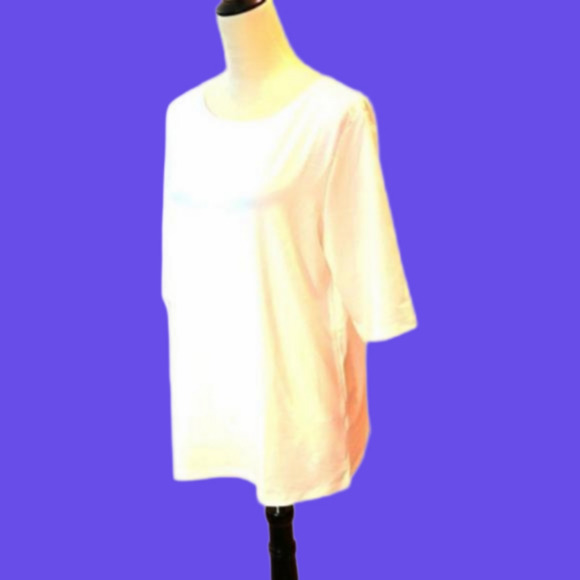 Susan Graver Tops - Susan Graver Short Sleeve White-Liquid Knit Top Women size L